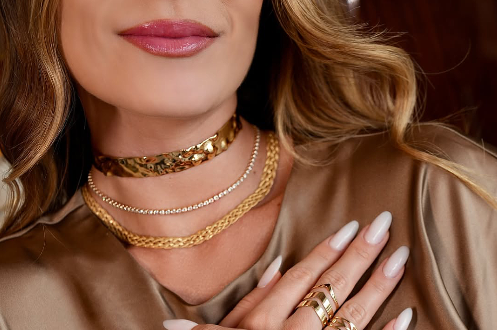 Mix and Match: como combinar colares, brincos e pulseiras sem exagerar